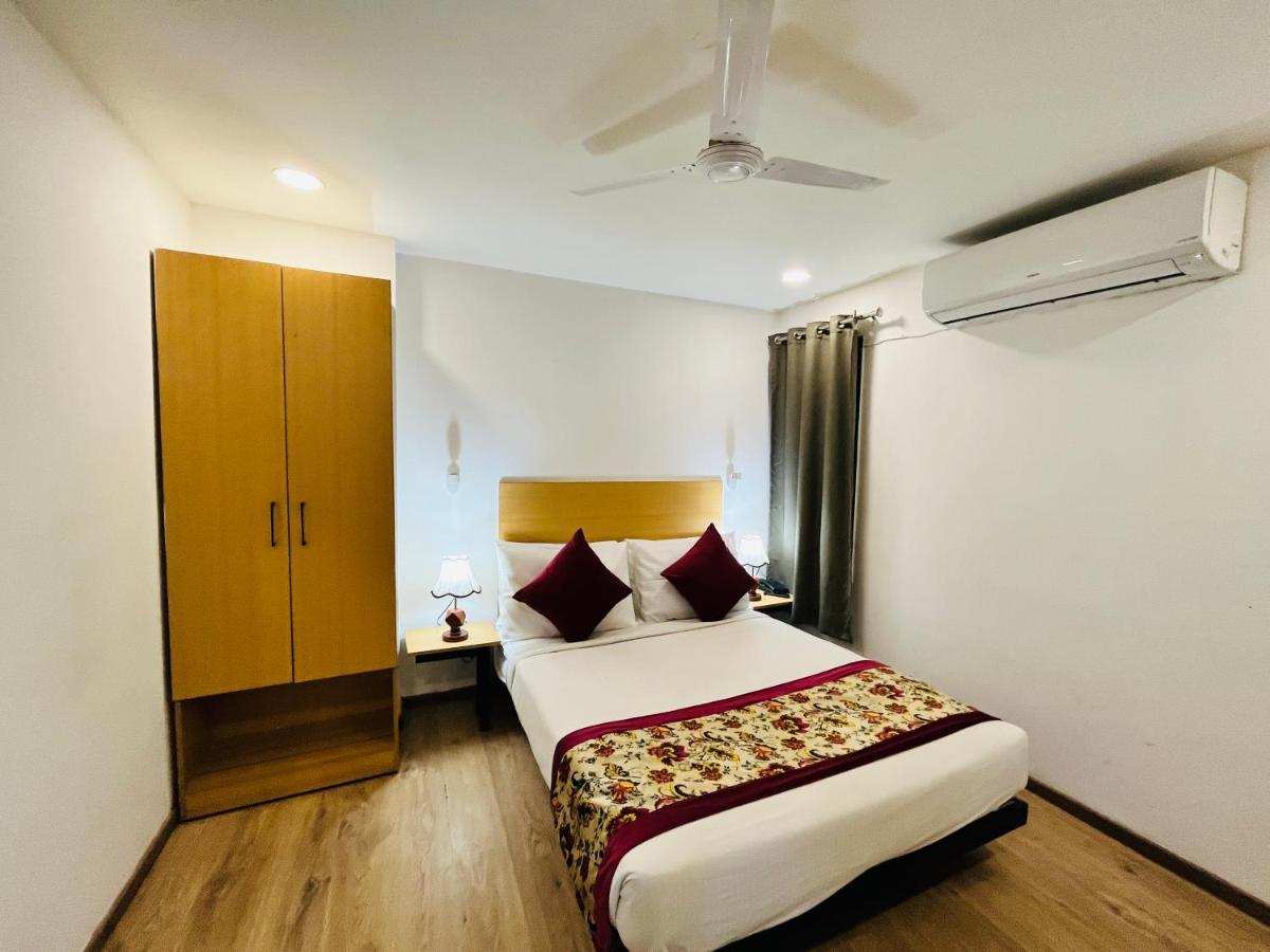 Hotel Ipotel - Couple Friendly Near Yamuna Sports Complex, East Delhi New Delhi Exterior photo